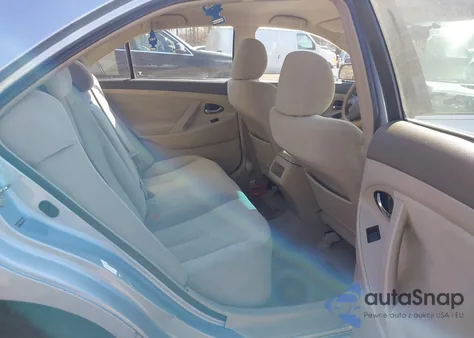 2009 Toyota Camry Le z USA, uszkodzony, nr VIN 4T1BE46K29U915539